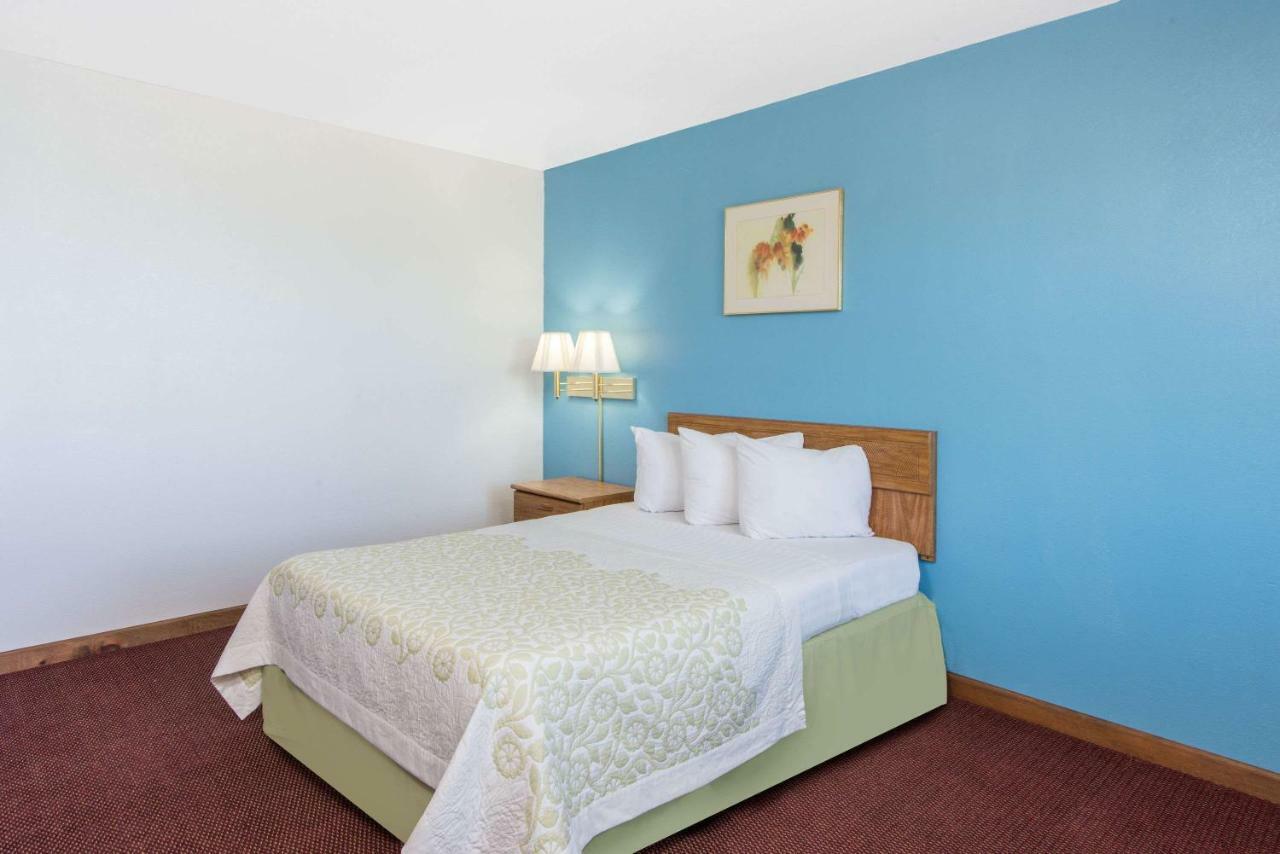 Days Inn By Wyndham Mountain Grove Esterno foto